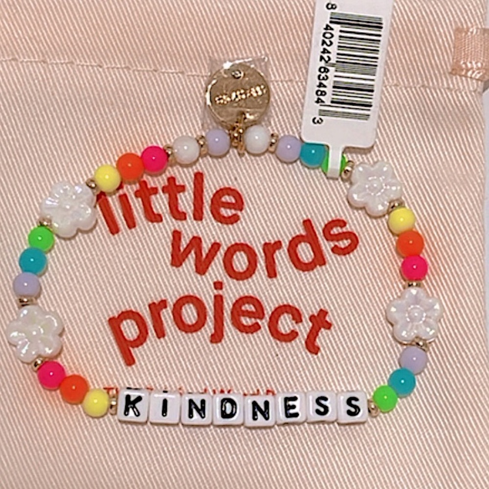 Little words project bracelet “kindness”